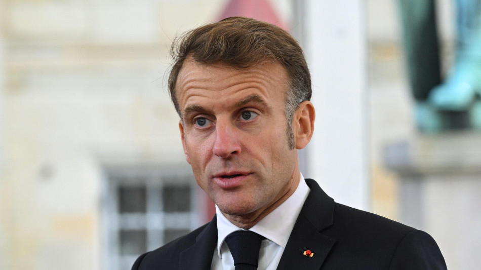 Macron, 'mi assumerò mie responsabilità se Lecornu fallisce'