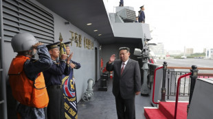 Corée du Nord: Kim Jong Un inspecte un nouveau destroyer de 5.000 tonnes