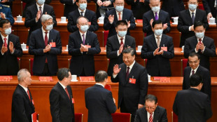 Chinas Staatschef Xi f&uuml;r dritte Amtszeit als Generalsekret&auml;r best&auml;tigt
