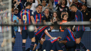 El Barcelona busca ser campe&oacute;n liguero en el derbi contra el Espanyol