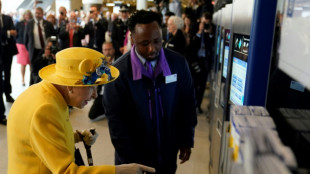 La nueva l&iacute;nea Isabelina del metro londinense abre con cuatro a&ntilde;os de retraso
