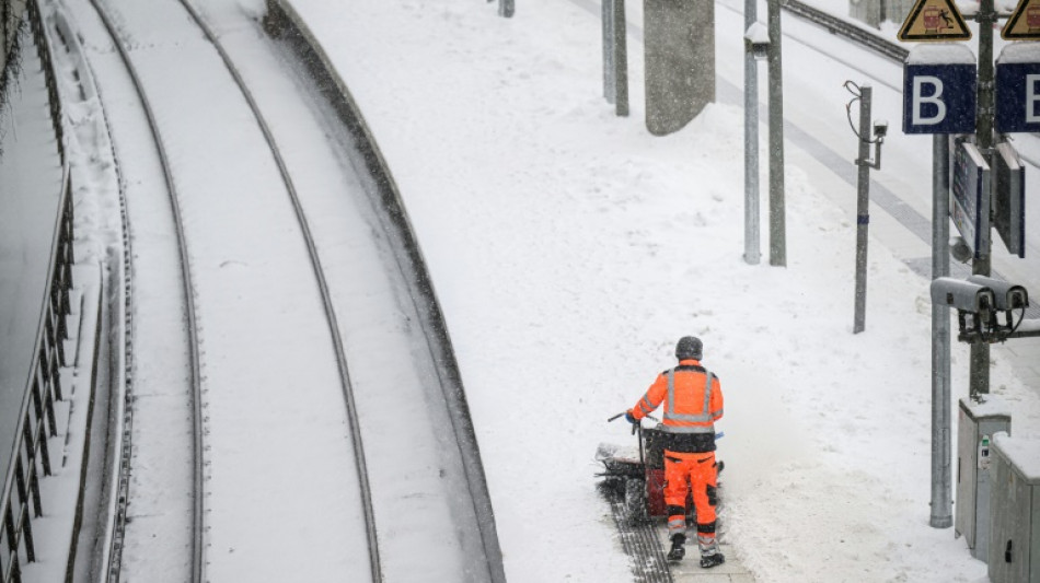 Temp&ecirc;tes en Europe : lente am&eacute;lioration en Allemagne et en France, un mort au Royaume-Uni