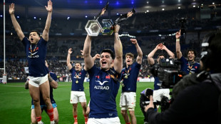 Top 14 offers France scrum-halves last audition as Dupont replacement