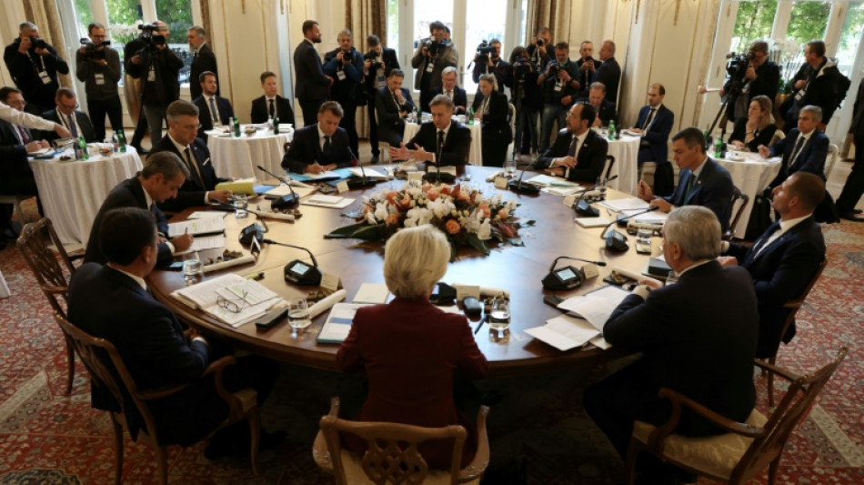 Ukraine : Trump veut que Kiev cède des territoires, le sommet avec Poutine s'éloigne 