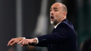 Juventus sofre para empatar na visita ao Bologna (1-1) e se mantém na zona da Champions