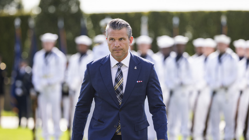 'Qui niente pi&ugrave; woke, ciccioni e trans': parole di Hegseth fanno il giro del web