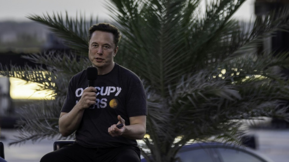 Pr&egrave;s de 100 terminaux internet Starlink actifs en Iran, selon Elon Musk