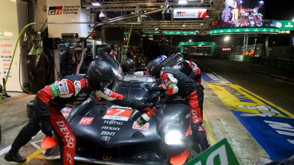 24 Heures du Mans: sous la pluie, Toyota m&egrave;ne la danse mais gare &agrave; la concurrence