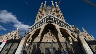 La Sagrada Familia de Barcelone bient&ocirc;t au firmament, mais loin d'&ecirc;tre achev&eacute;e