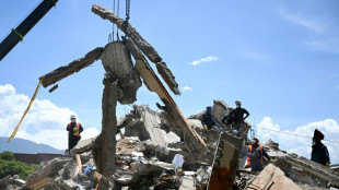 Hopes fade in Colombia as window to find quake survivors shuts