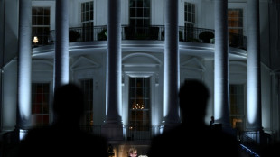 Elton John, chanteur pris&eacute; de Trump, f&ecirc;t&eacute; par Biden &agrave; la Maison Blanche 