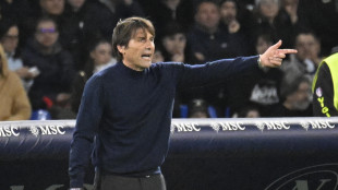 Conte, il Napoli a -3 dall'Inter tiene vivo il campionato