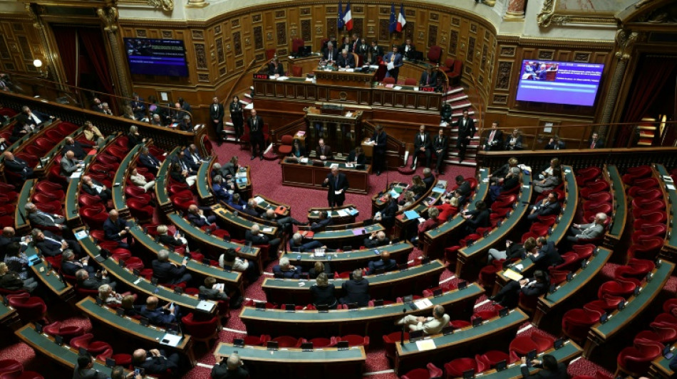 Les motions de censure contre le gouvernement Barnier seront d&eacute;battues mercredi &agrave; 16H00 (sources parlementaires)