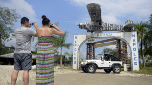 Col&ocirc;mbia entrega parte da fazenda de Pablo Escobar para v&iacute;timas do conflito