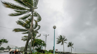 Premiers dégâts et chaos sur l'île Maurice, à l'approche du cyclone Belal