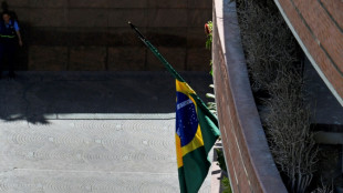 Governo venezuelano afirma que saída de opositores aos EUA foi negociada
