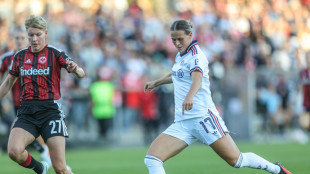 B&uuml;hl f&uuml;hrt Bayern zum Topspiel-Sieg - Sorgen um Gwinn