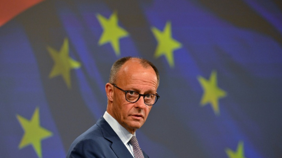 Merz droht Russland mit weiteren Sanktionen und fordert 30-tägige Waffenruhe 