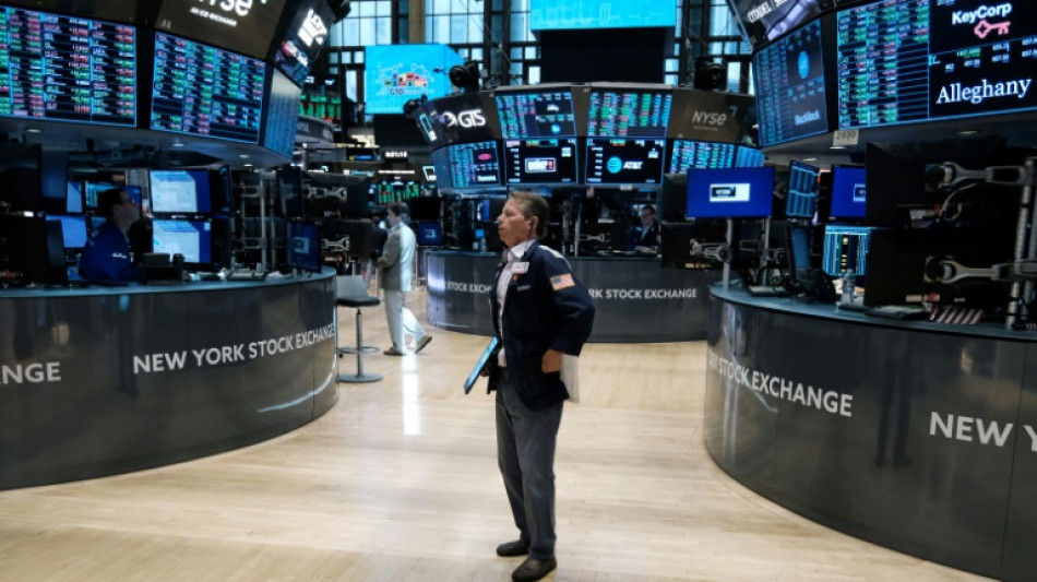 Wall Street en baisse, le ralentissement de l'inflation avait d&eacute;j&agrave; &eacute;t&eacute; int&eacute;gr&eacute;