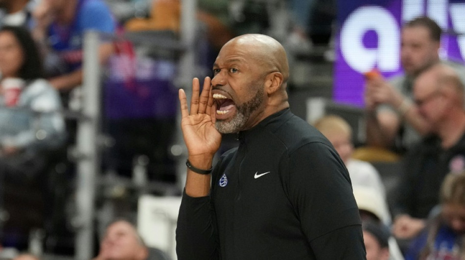Mosley fired as coach after Magic's first-round NBA playoff exit