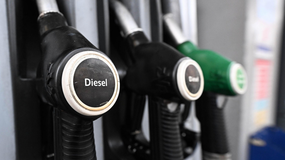 Nuova proroga taglio accise forse pi&ugrave; breve e aiuter&agrave; di pi&ugrave; il gasolio