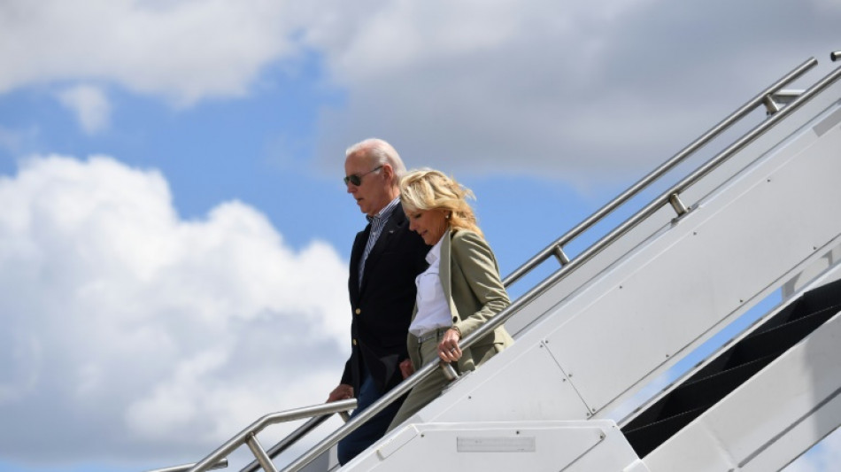 Biden arrive en Floride, meurtrie par l'ouragan Ian et fief d'un f&eacute;roce opposant