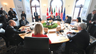 Bozza G7,Russia accetti tregua a parit&agrave; di condizioni Kiev