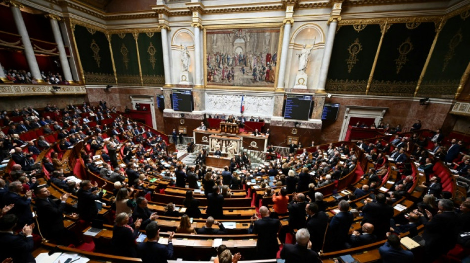 Nouvelles motions de censure rejet&eacute;es, budget de la S&eacute;cu valid&eacute; par l'Assembl&eacute;e