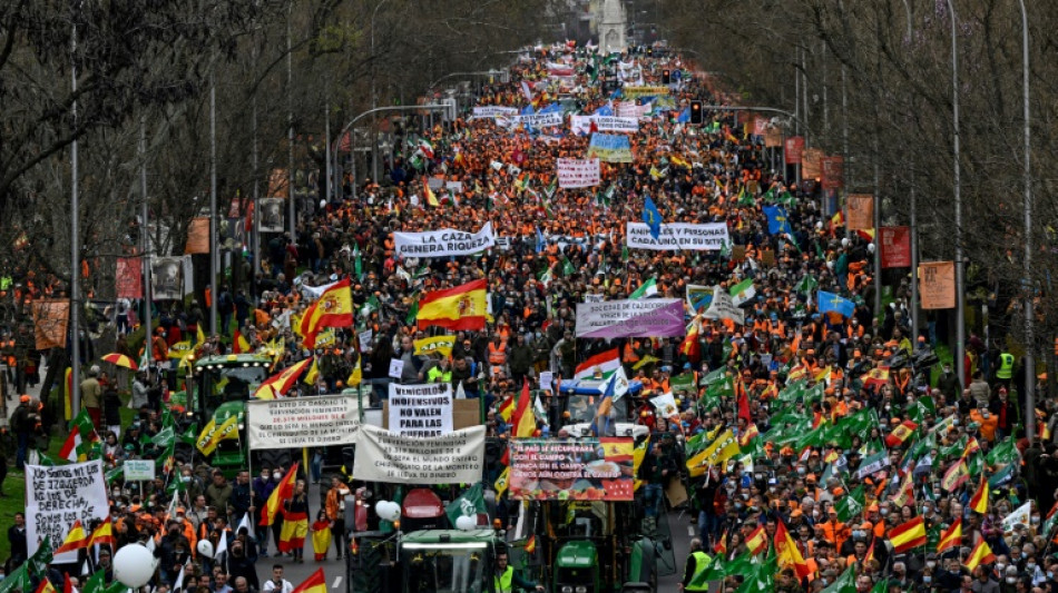 En Espagne, l'envol&eacute;e des prix fait flamber la col&egrave;re sociale
