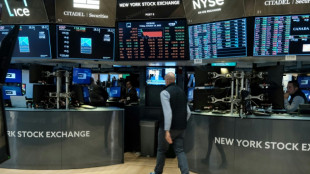 Wall Street conclut en hausse une s&eacute;ance h&eacute;sitante