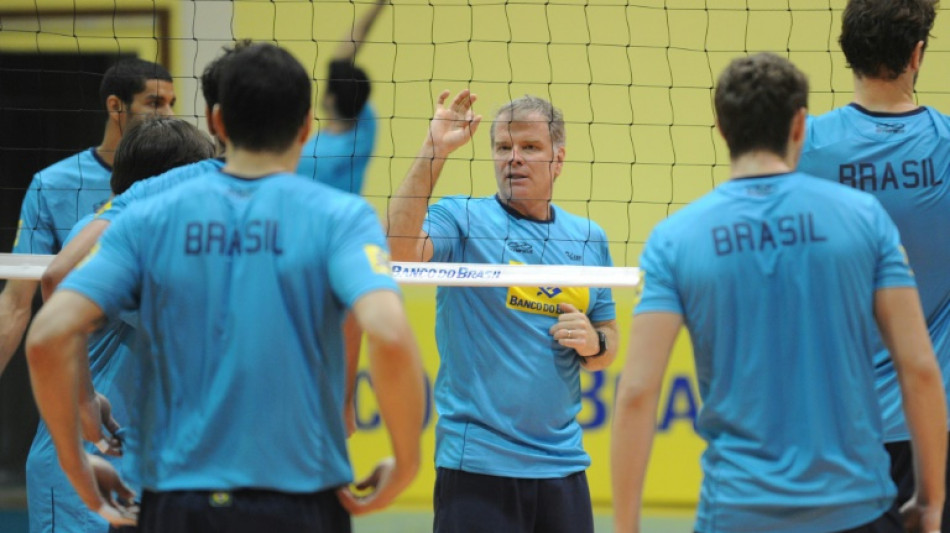 Bernardinho volta a comandar sele&ccedil;&atilde;o brasileira masculina de v&ocirc;lei