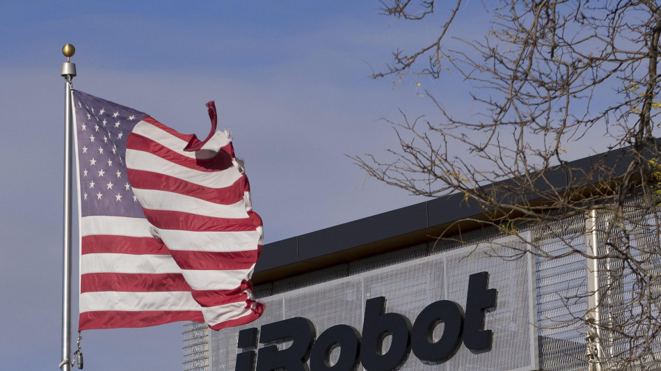 iRobot getta la spugna, il robot aspirapolvere Roomba in bancarotta