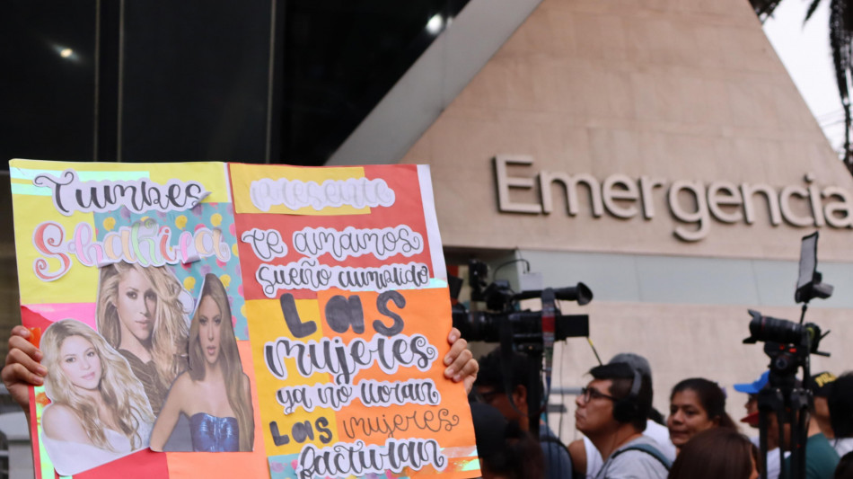 Shakira lascia l'ospedale di Lima dopo il ricovero d'urgenza