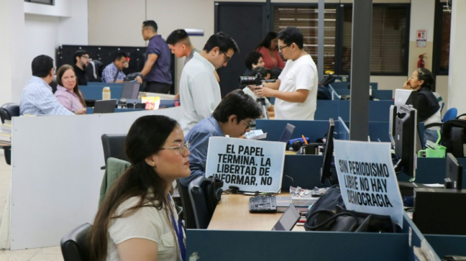Un diario cr&iacute;tico de Ecuador culpa al gobierno de acosar a sus anunciantes