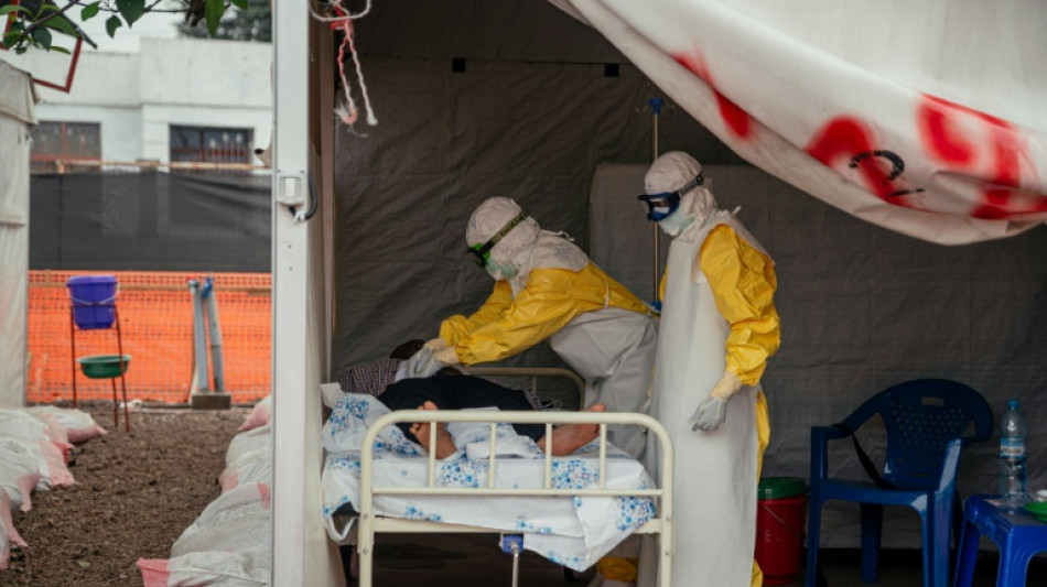 &Aacute;frica Central tem quase 500 casos confirmados de ebola (OMS)