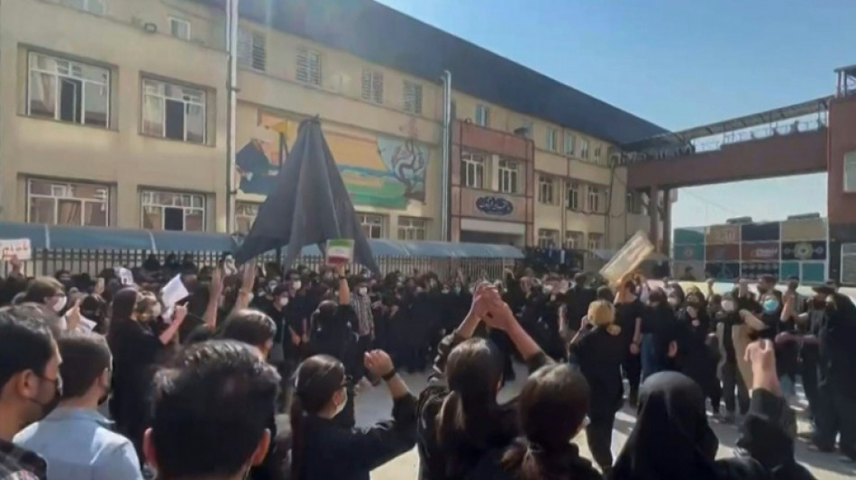 EU verh&auml;ngt Sanktionen gegen iranische Sittenpolizei
