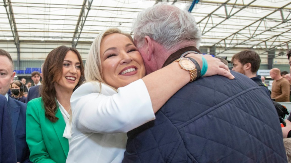 Irlande du Nord: en passe de gagner, les nationalistes promettent "une nouvelle &egrave;re"