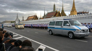 La Tha&iuml;lande entame une ann&eacute;e de deuil apr&egrave;s le d&eacute;c&egrave;s de la reine m&egrave;re Sirikit