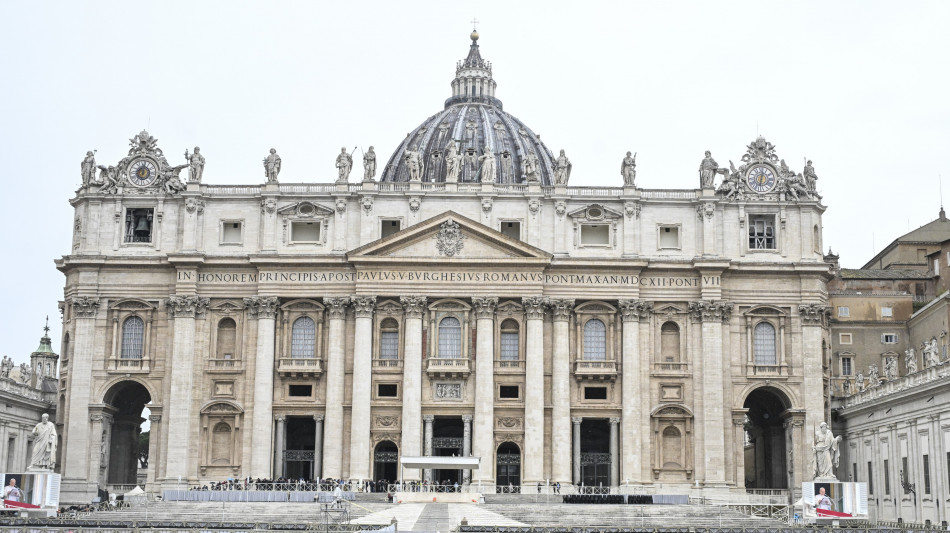 Il Papa, 'lo sviluppo tecnologico al servizio della guerra &egrave; regresso'