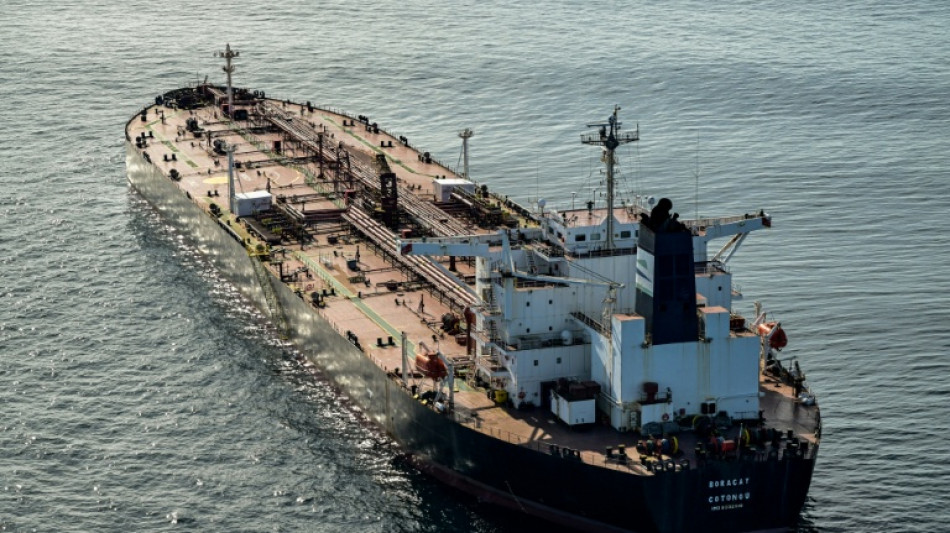 Drohnenverdacht: Kapitän eines Schiffs der russischen Schattenflotte weiter in Gewahrsam