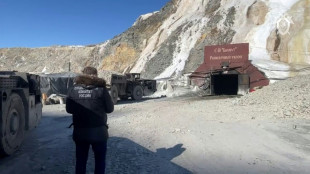 Russie: "situation difficile" pour les 13 mineurs coinc&eacute;s sous terre depuis 48 heures