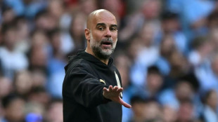 Man City must put pressure on Arsenal, says Guardiola