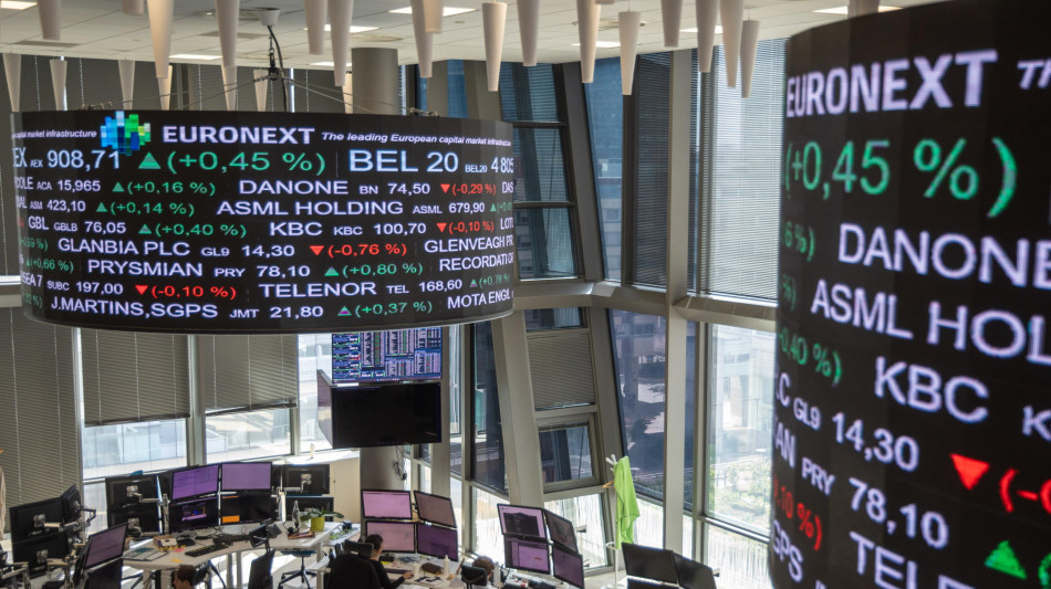 Borsa: avanti con rimbalzo Europa, bene Milano +0,6%