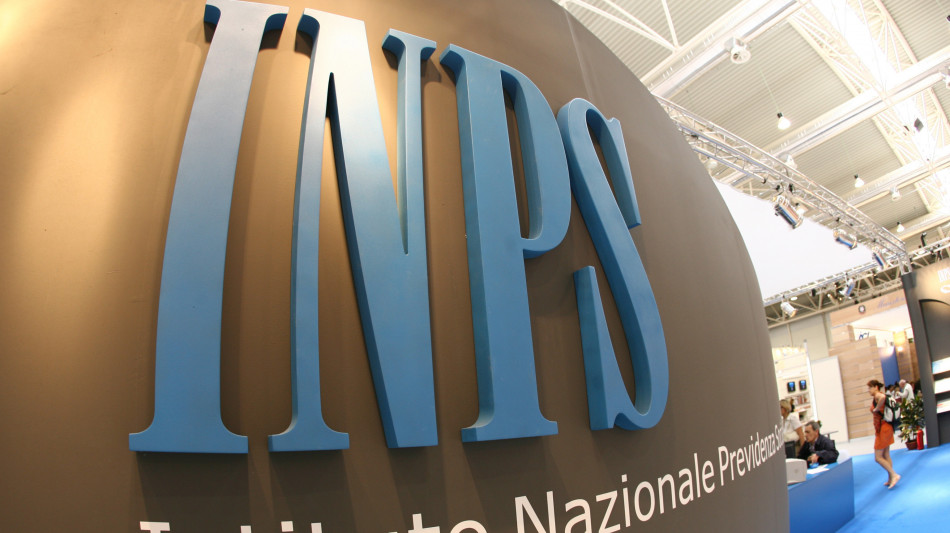 Inps, anche nel 2026 bonus in busta paga per chi rinuncia a pensione anticipata