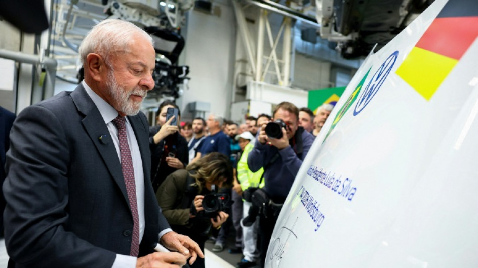 Concern stirs Lula camp as election bid loses momentum