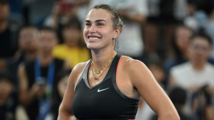 Sabalenka confirma favoritismo contra Paolini e estreia com vit&oacute;ria no WTA Finals