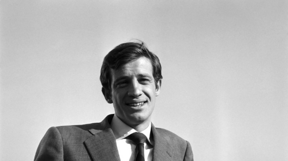 Paris: bient&ocirc;t le nom de Belmondo sur un c&eacute;l&egrave;bre pont de Paris