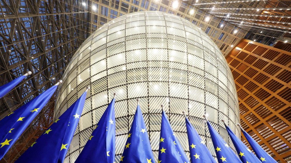 Bozza Ue, aiuti di Stato fino al 50% contro caro energia trasporti-agricoltura