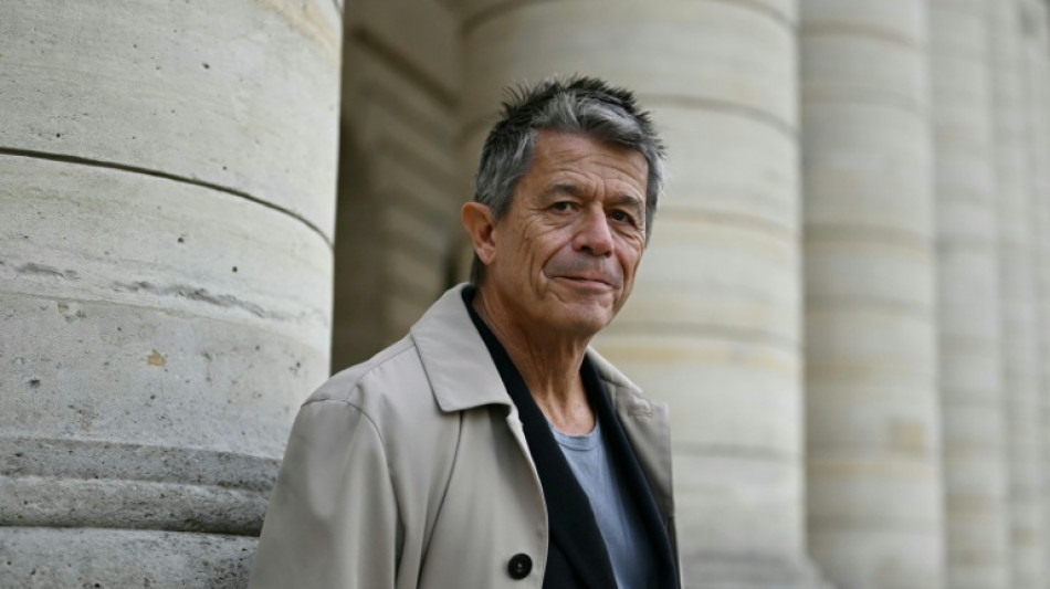 Emmanuel Carr&egrave;re gana el premio M&eacute;dicis en Francia con un libro sobre su madre