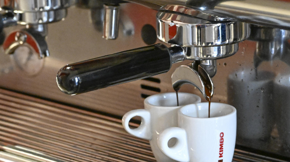 Caro-tazzina al bar, per il caff&egrave; aumenti del 20% in 4 anni